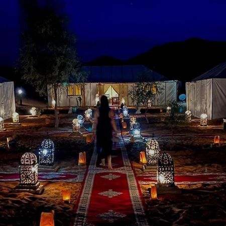فندق Sahara Starlight Camp مرزوكة المظهر الخارجي الصورة